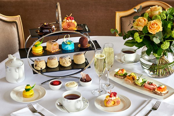 Chocoholic Afternoon Tea for Two at The London Hilton Park Lane Chocoholic Afternoon Tea for Two at The London Hilton Park Lane