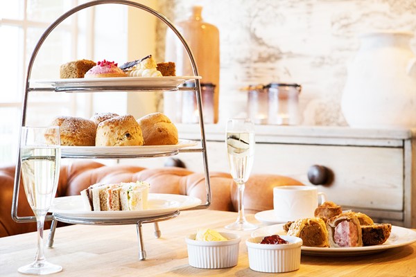 Afternoon Tea for Two at a New Forest Hotel Afternoon Tea for Two at a New Forest Hotel