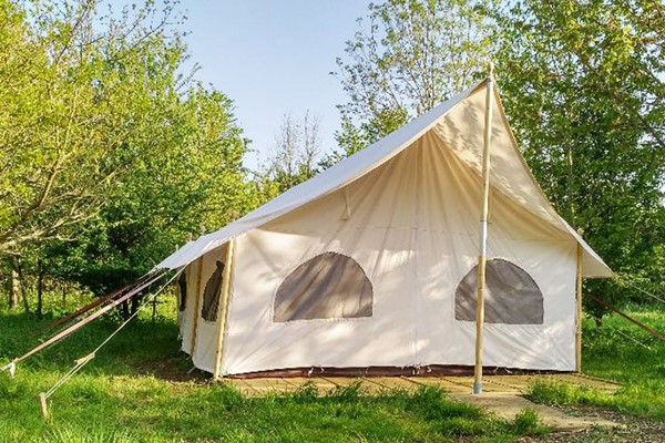 One Night Stay in Canvas Lodge with Hot Tub and Fizz at Woodland Escape One Night Stay in Canvas Lodge with Hot Tub and Fizz at Woodland Escape