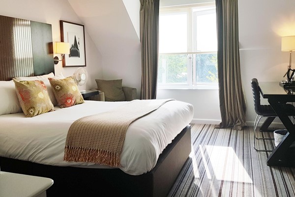 Overnight Spa Break with Treatment and Dinner for Two at Warbrook House and Grange Overnight Spa Break with Treatment and Dinner for Two at Warbrook House and Grange