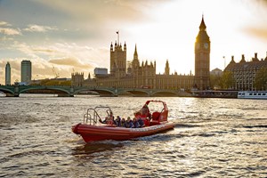 Thames Rockets Evening Powerboating Experience with Seasonal Drinks for Two