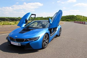 BMW i8 Driving Thrill