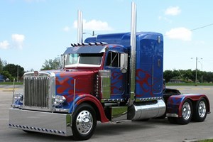 Optimus Prime American Truck Driving Experience