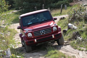 Mercedes-Benz World Young Driver 4x4 Off Road Experience
