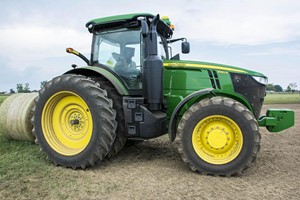John Deere 15 Minute Tractor Driving Experience for One