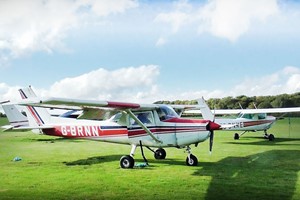 60 Minute Introductory Flying Lesson for One with Sheffield Aero Club