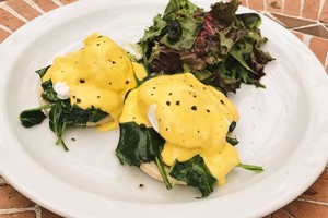 Bottomless Brunch for Two at The Colonnade Hotel