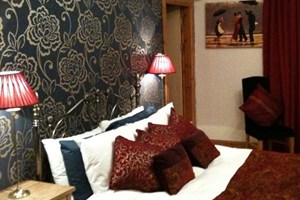 Overnight Stay at Chandler's Hotel with Dinner for Two