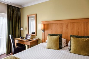 One Night Break at Mercure Warwickshire Walton Hall Hotel and Spa
