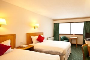Overnight Break at Mercure Livingston Hotel