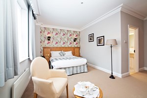 BabyMoon Overnight Spa Retreat with 50 Minute Treatment and Dining at Whittlebury Hall