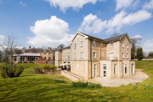 One Night Break with Dinner at Mercure Newbury, Elcot Park Hotel