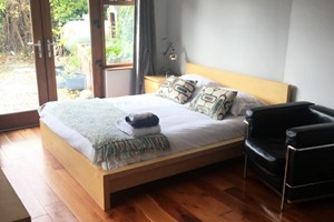 Charming Overnight Escape in a Double Room for Two at The Oystercatcher