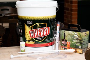 Woodforde's Brewery Home Beer Brewing Kit and Starter Kit