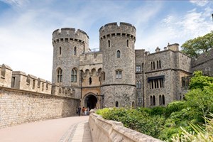 Windsor Castle Tour and Afternoon Tea for Two