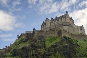 Visit Edinburgh Castle with a Three Course Dinner for Two