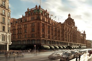 Cream Tea at Harrods with River Cruise for Two - Special Offer