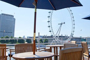 3 Course Meal with prosecco aboard RS Hispaniola and Sightseeing Cruise for Two