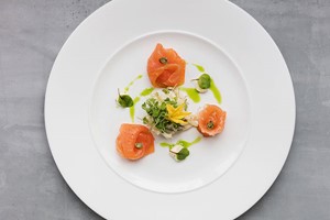Bateaux Three Course Lunch Cruise on the Thames for Two