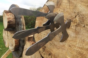 Knife Throwing for Two at Arcadia Activities