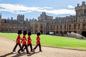 Coach Tour to Windsor Castle with Fish and Chips in London for Two