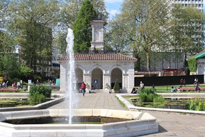 Rom Com Walking Tour of London for Two