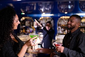 Signature Bateaux Thames Cruise with Five Course Dinner and Unlimited Wine for Two