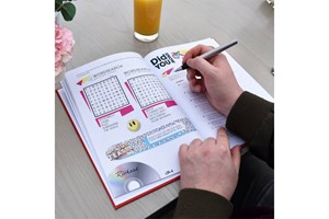 Personalised 1990s Music Quiz Book