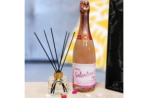 Personalised Sparkling Rosé and Reed Diffuser Gift Set