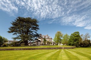 One Night Break with Dinner at Mercure Bristol North The Grange