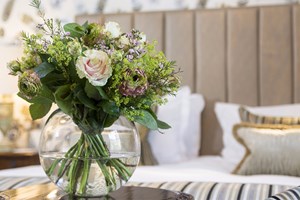 Overnight Stay with Cream Tea and Bubbles at Storrs Hall Hotel