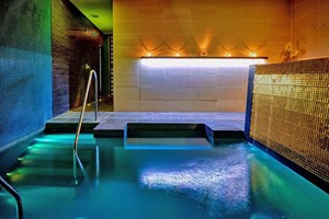 Spa Day with 25 Minute Treatment and Lunch at The Lifehouse Spa and Hotel for Two