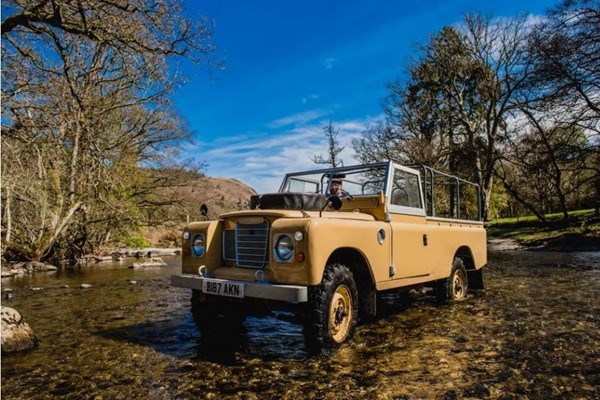 Land Rover Driving Experience Day for Two at Vintage Land Rover Tours