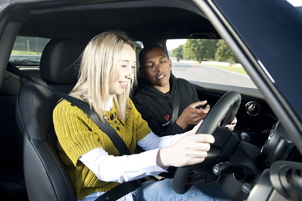 oulton park driving lessons