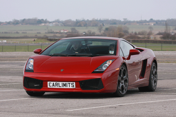 Audi R8 and Lamborghini Gallardo Driving Thrill