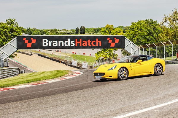 brands hatch supercar driving experience