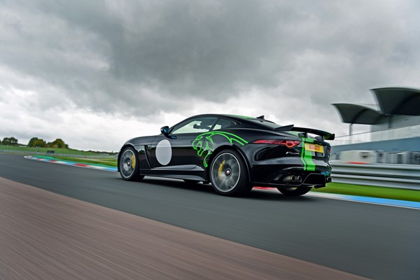 Jaguar F-Type Thrill at Thruxton Circuit 