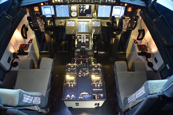 Boeing 737 Flight Simulator Experience for One