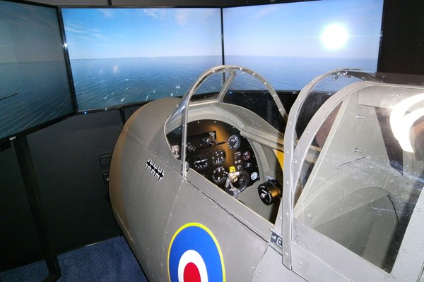 30 Minute Spitfire Simulator Flight for One in Bedfordshire