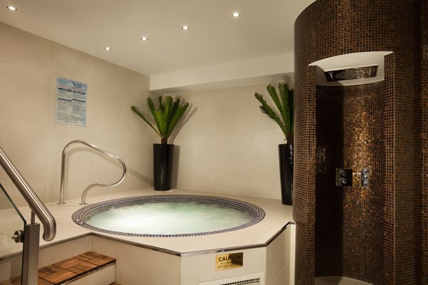 Luxury Wellbeing Spa Day with a Massage at The Piccadilly West End Hotel for Two – Weekend