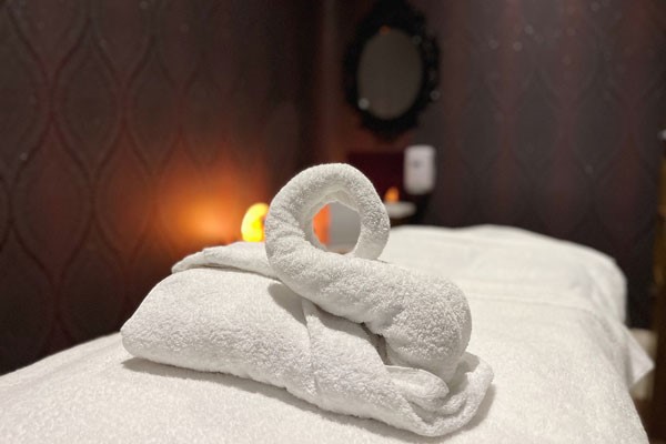 90-Minute Mum-to-Be Spa Treatment for One at PURE Spa and Beauty - Weekends