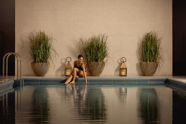 Relaxing Spa Day with Fruit Platter and Champagne for Two at Akasha Spa picture