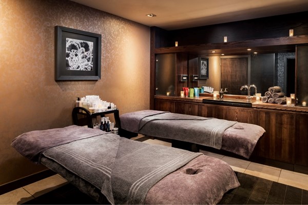 Indulgence Spa Day for Two with 90-Minute Treatment, Lunch and Fizz at Oulton Hall Hotel - Weekend picture