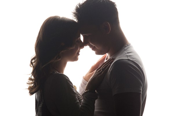 Couples Photoshoot from Buyagift