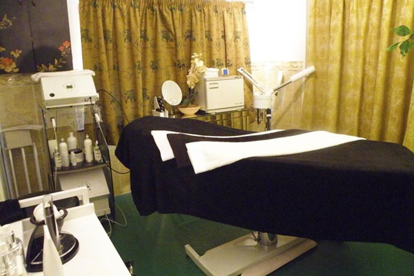 Shiatsu Reflexology, Aromatherapy Massage and Facial at Wye Valley Spa