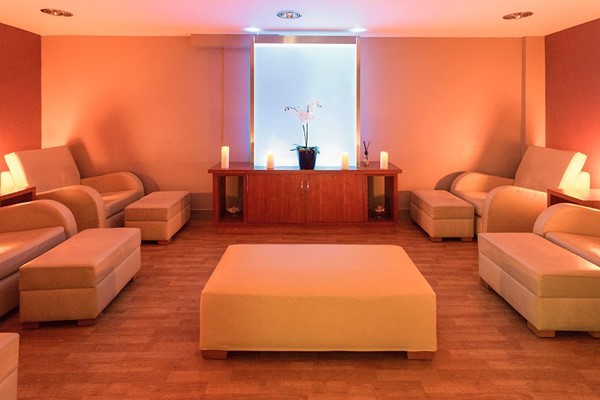 Blissful Spa Day with a 25 Minute Treatment for Two at Mercure Sheffield St Paul's Hotel
