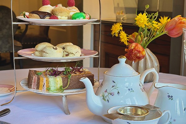 Afternoon Tea with Cocktail or Prosecco for Two at The Royal Horseguards Hotel picture