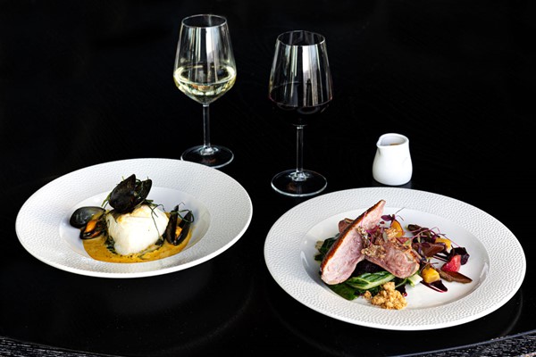 Skyline Dinner with Champagne for Two at Aqua Shard, London picture