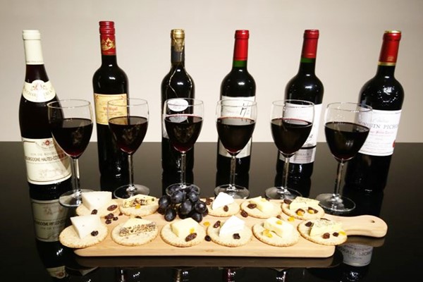 Luxury Vintage and Estate Red Wine and Cheese Tasting for Two at Wine Cottage