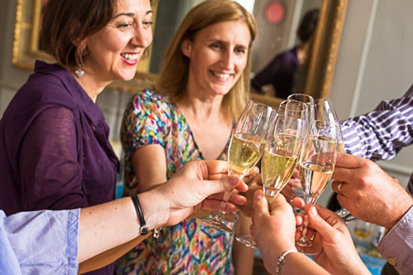 Champagne and Fizz Tasting Evening for Two, London